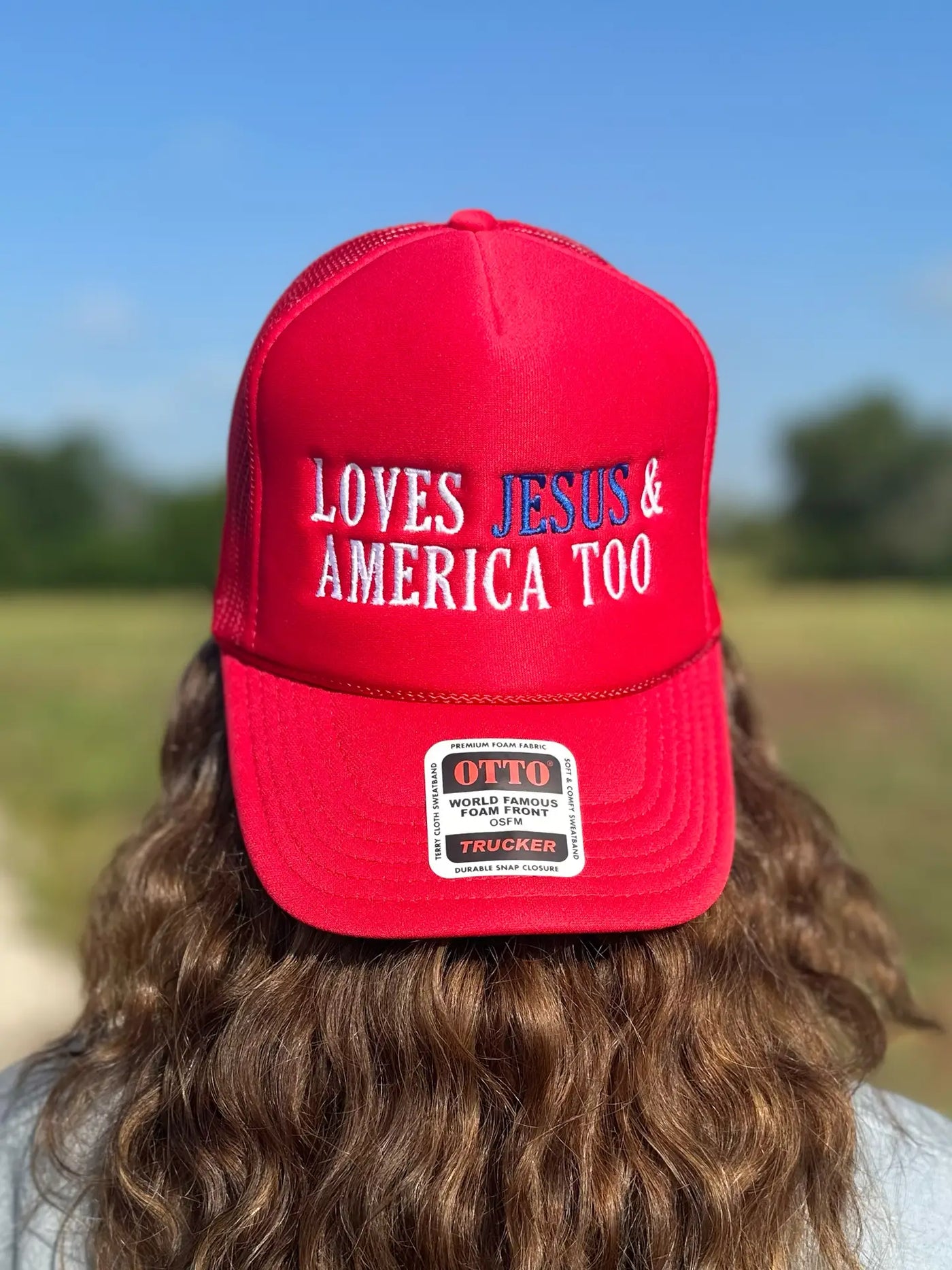 Loves Jesus Trucker Hat